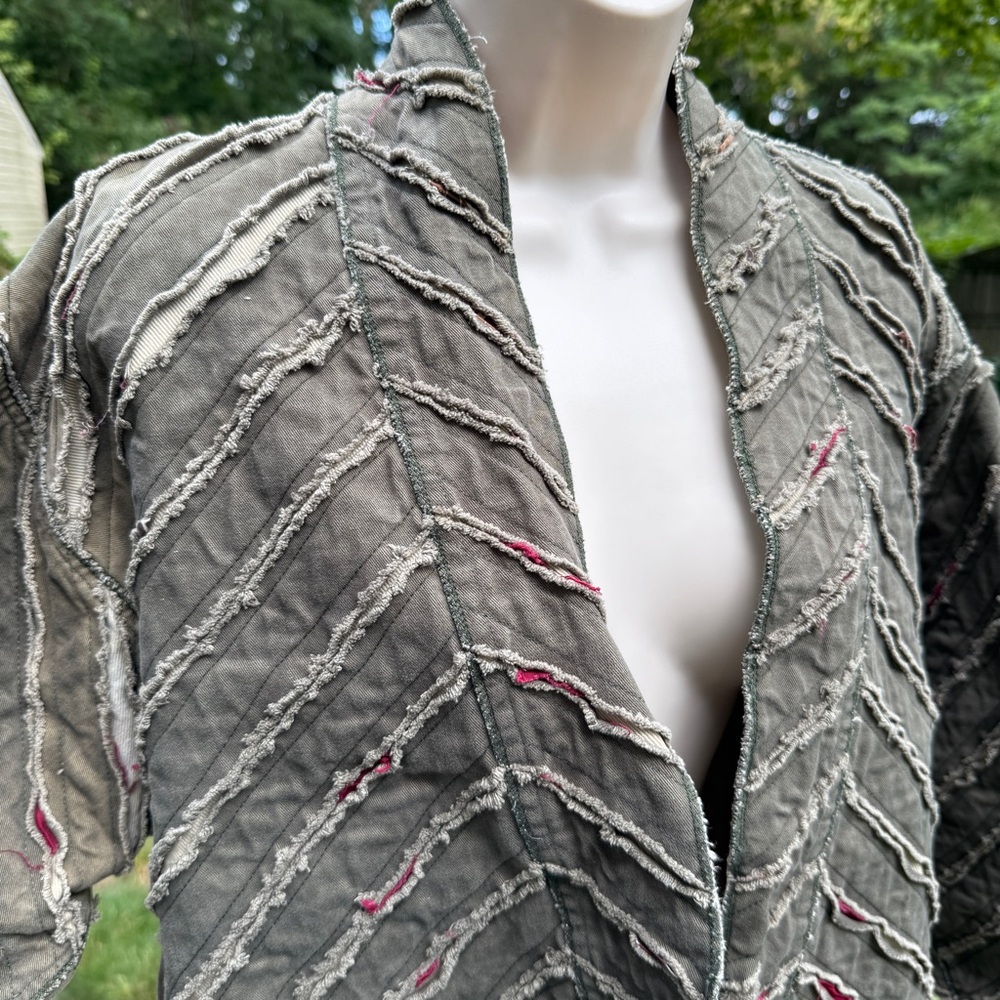 Textured Handmade Jacket - Picture 6 of 7